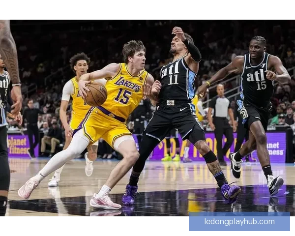 Shams：卡里姆-洛佩兹宣布参选有望首轮成为首位墨西哥裔球员